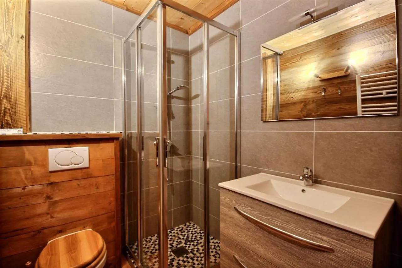 Chalet-Morzine-6 A 18 Personnes-Sauna -Proche Navette Et Boulangerie-Manupa Clevie France