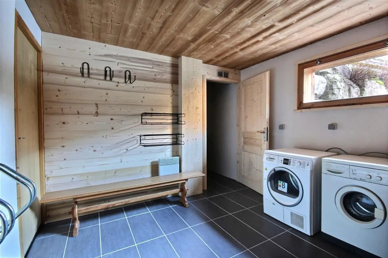 Chalet-Morzine-6 A 18 Personnes-Sauna -Proche Navette Et Boulangerie-Manupa Clevie France